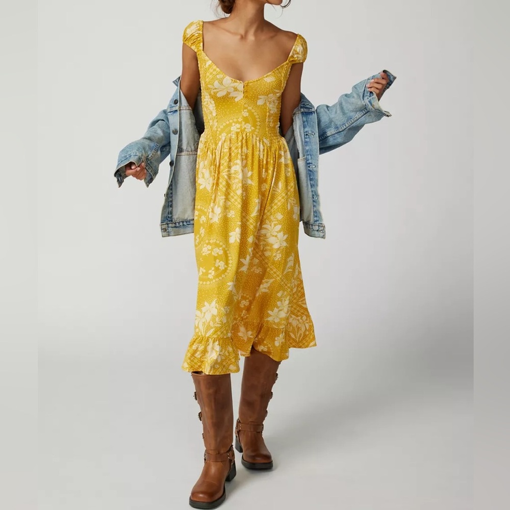 Urban Outfitters yellow and white floral summer dress NWT